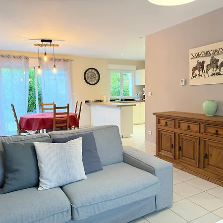 Holiday home Family's Bayeux