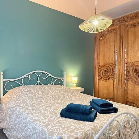 度假居 Family's *